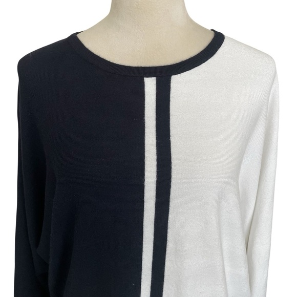 Magaschoni Two Tone Elegant Minimalist Black White Women's Knit Top Size M - Picture 5 of 8